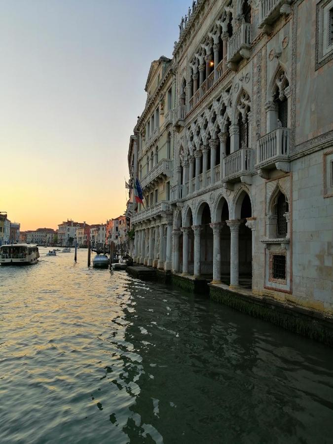 Ferienwohnung Rizzi, Elegante Monolocale In Centro Storico Venedig Exterior foto